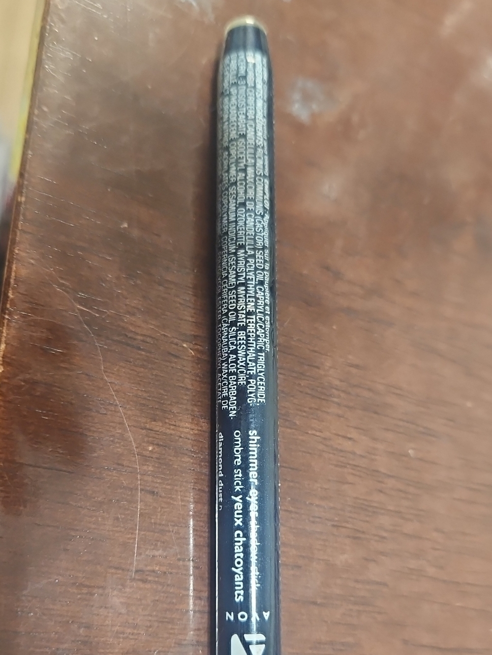 Cream Shimmer Eye Shadow Stick - Avon